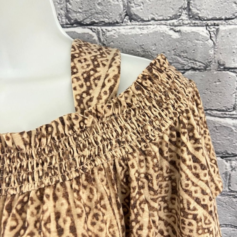 Chico's Size 2 Tribal Swirls Cold-Shoulder Top L 12 - Picture 6 of 12